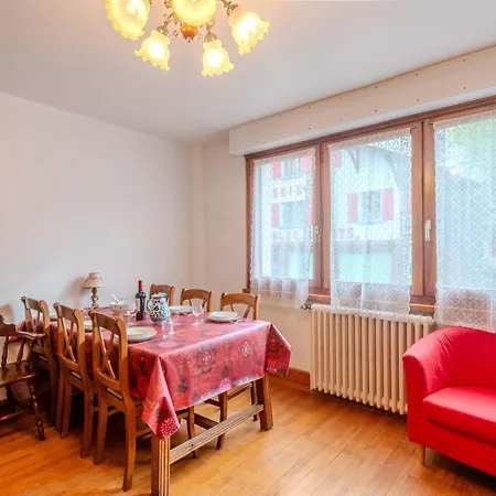 T4, 200m Des Pistes, 6 Pers, Plein Centre, Garage Et Wifi Inclus - Fr-1-754-60 Apartment *